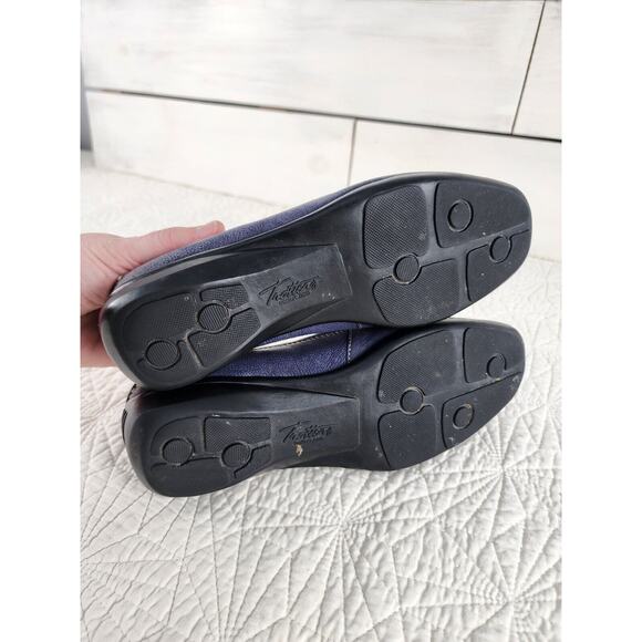 Trotters New Women's Slip On Zane Leather Blue Size 7M Casual Preppy - Picture 10 of 11